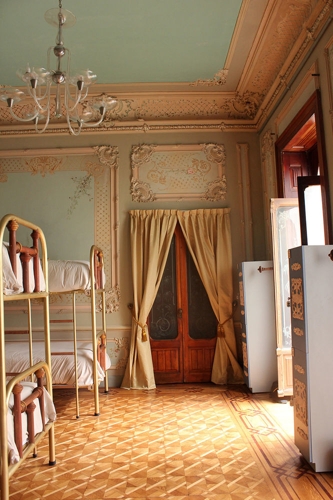 Leonora Hostal 푸에블라 외부 사진
