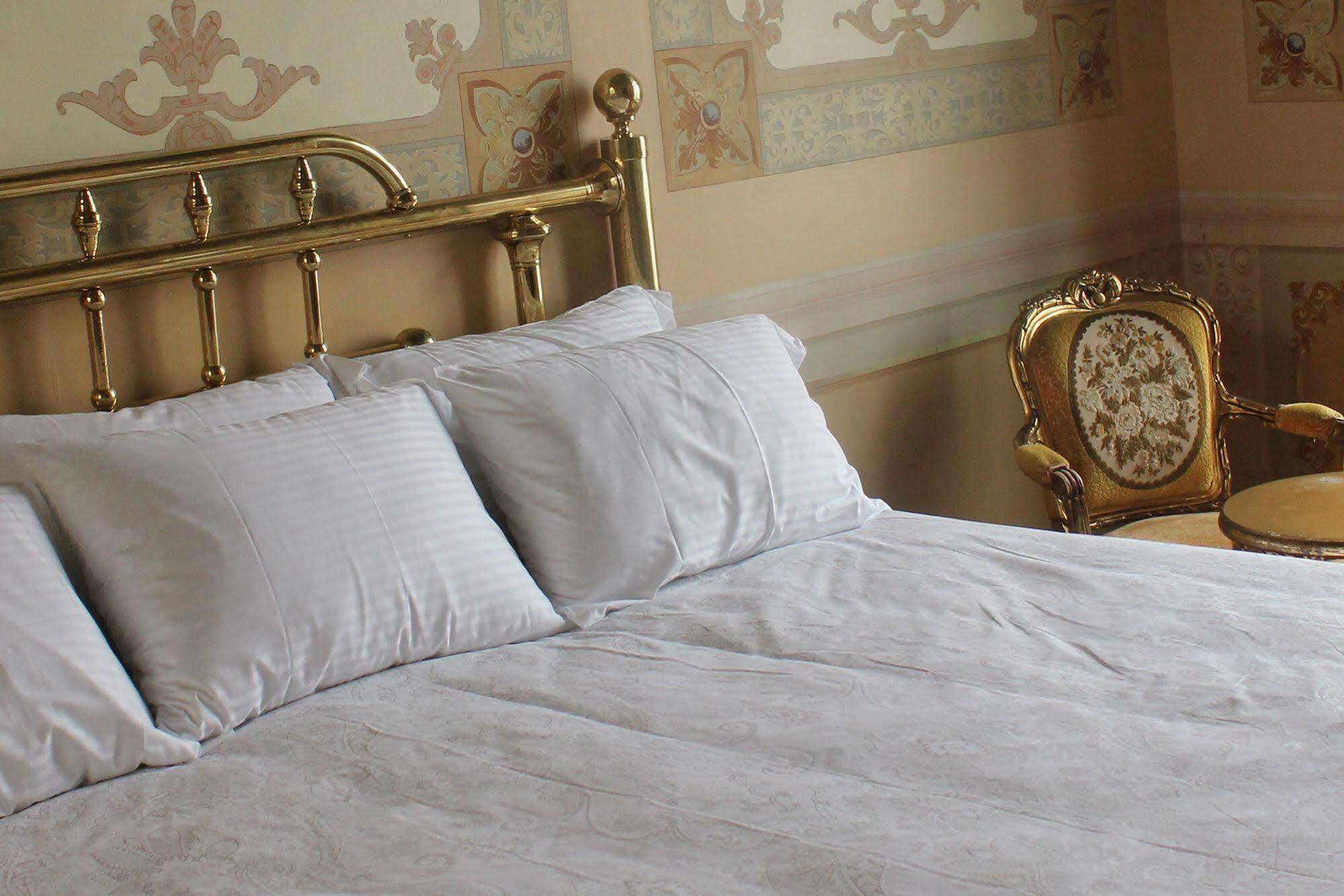 Leonora Hostal 푸에블라 외부 사진